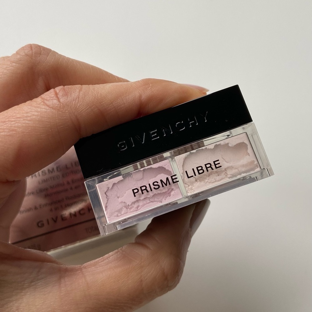 Givenchy Limited Edition Prisme Libre Radiance Loose Powder - Picture 8 of 11